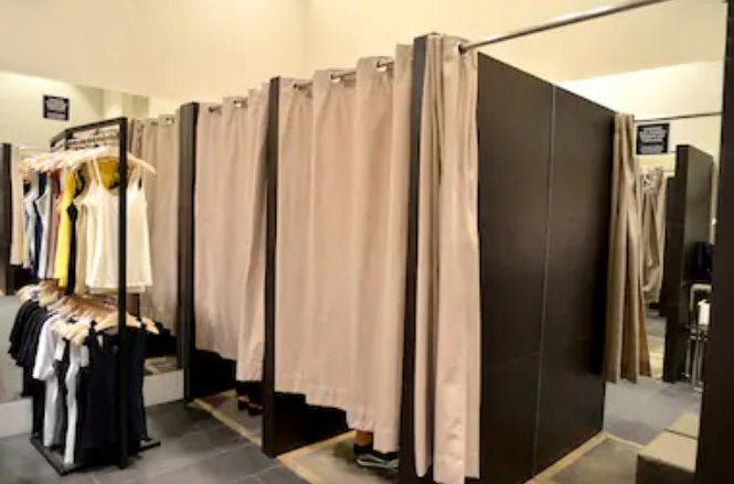 cortinas ignífugas para probadores en tiendas de ropa